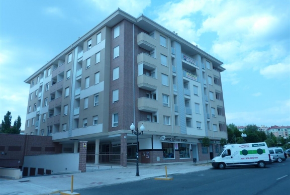Apartamentos C/ Agustin Rodriguez Sahagún, 17. Barrio Universidad